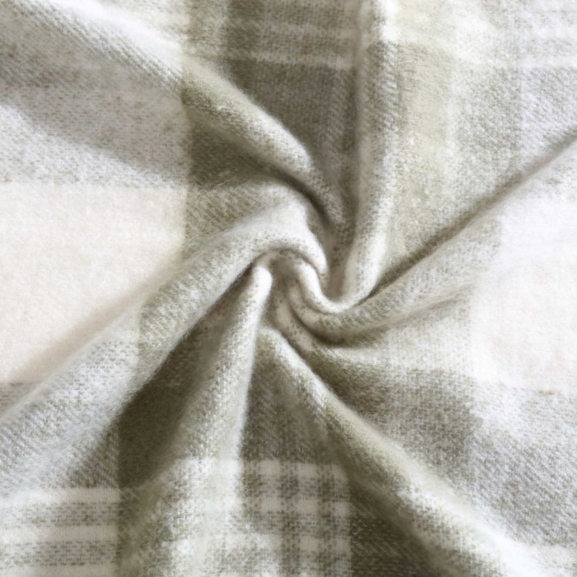 Hearthstone Plaid Microfiber Throw