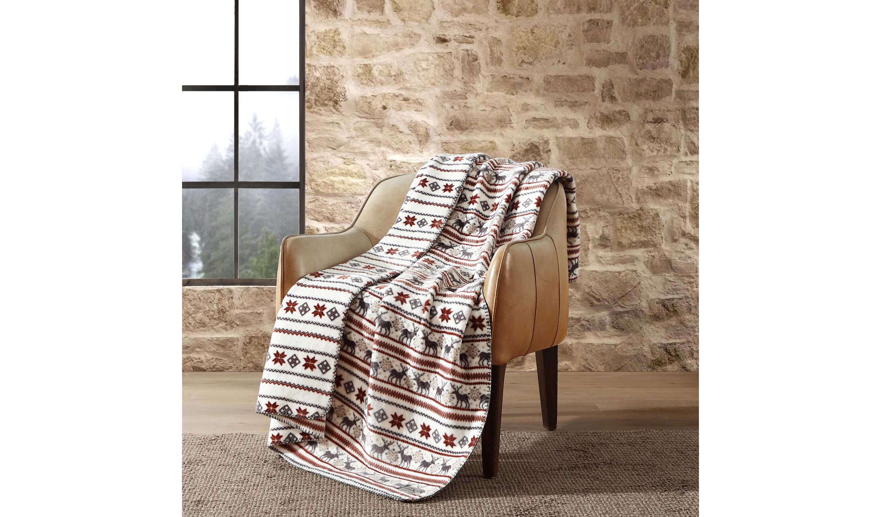 Deer Snowflake Microfiber Throw