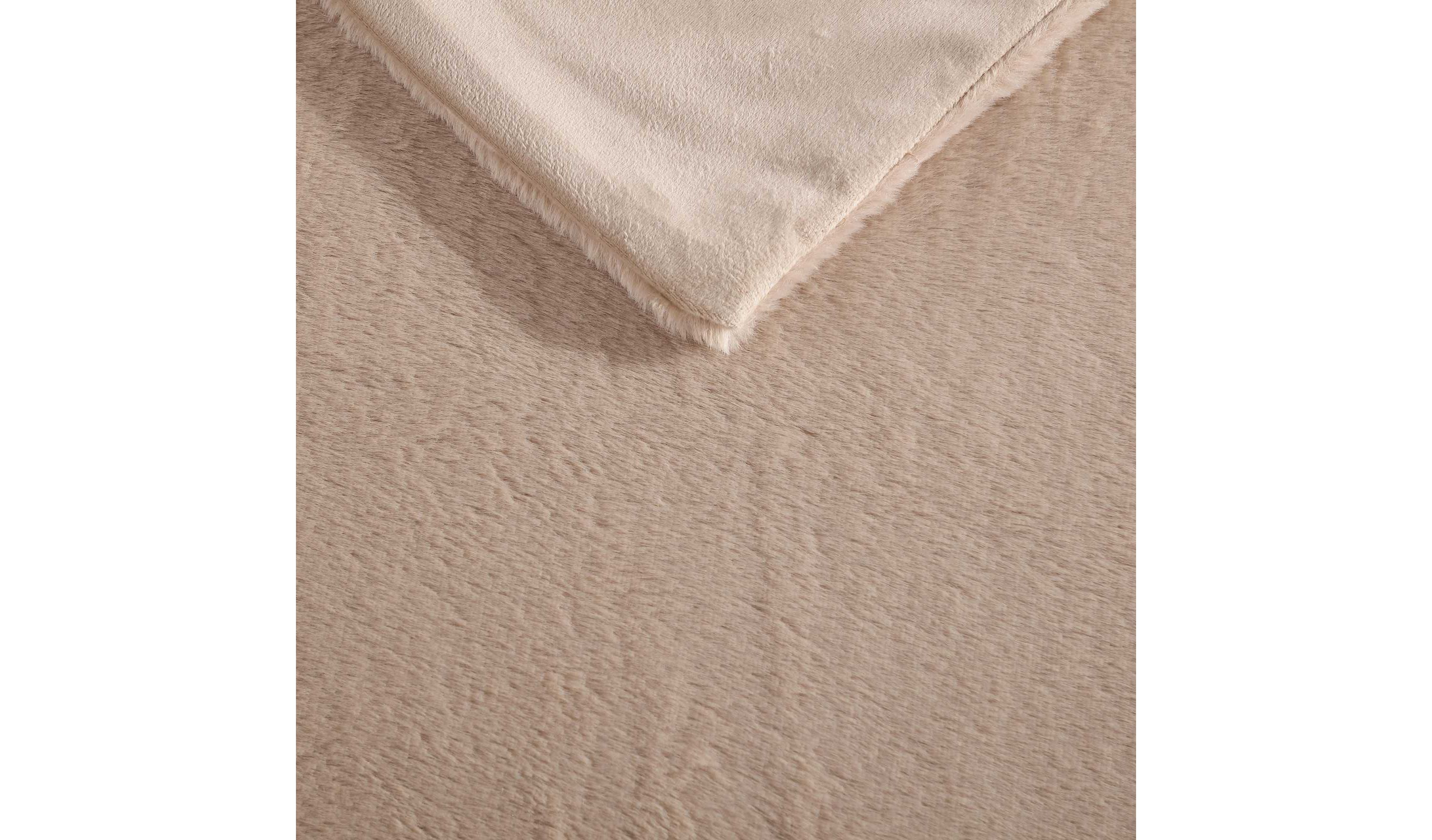 KCRFaux Fur Solid Microfiber Throw