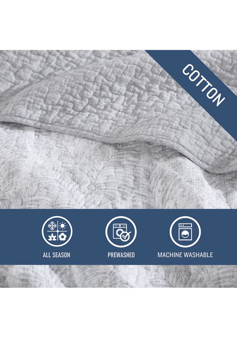 Distressed Water Leaves 3-Piece Quilt Set