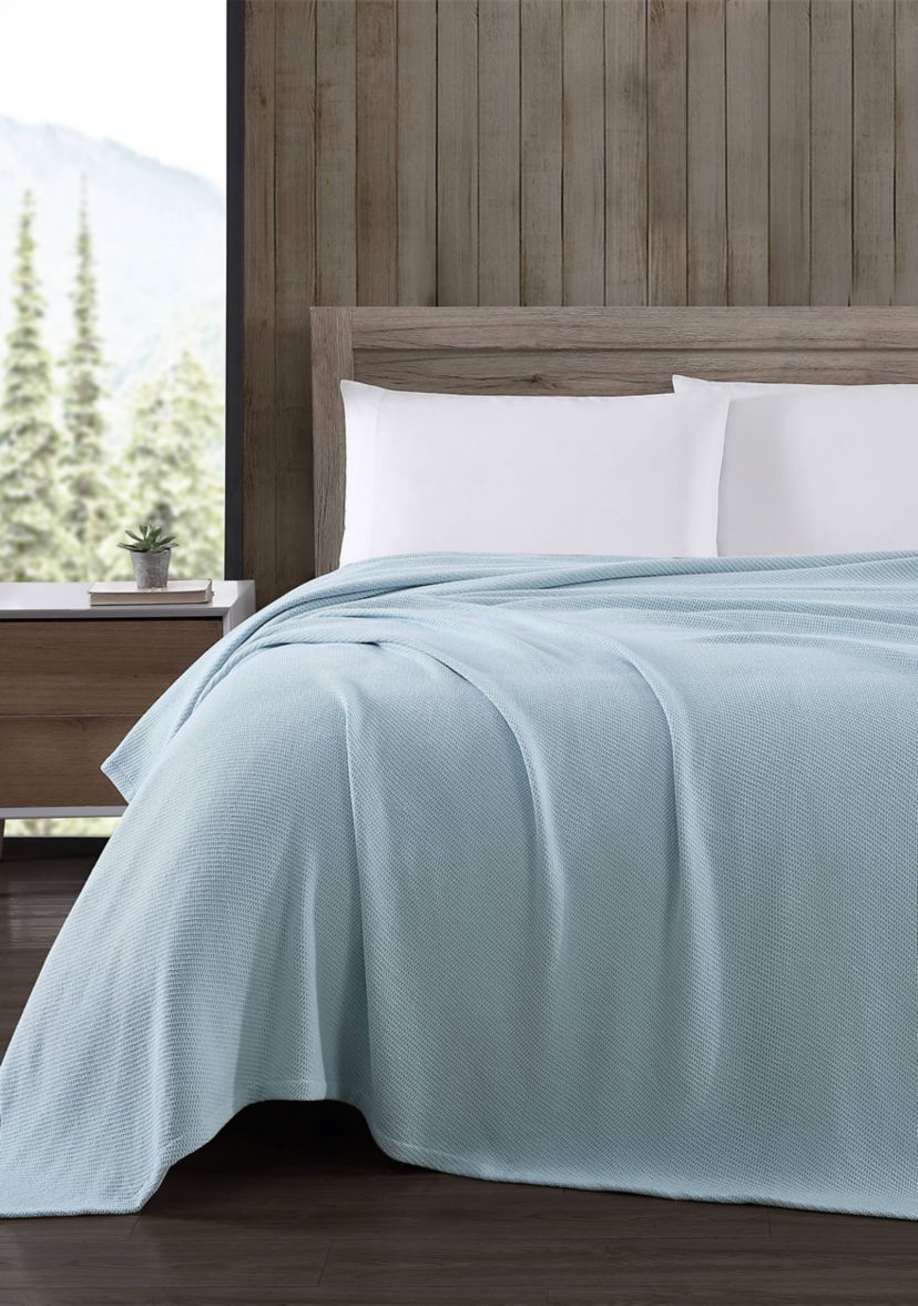 Textured Twill Hypoallergenic Solid Blanket