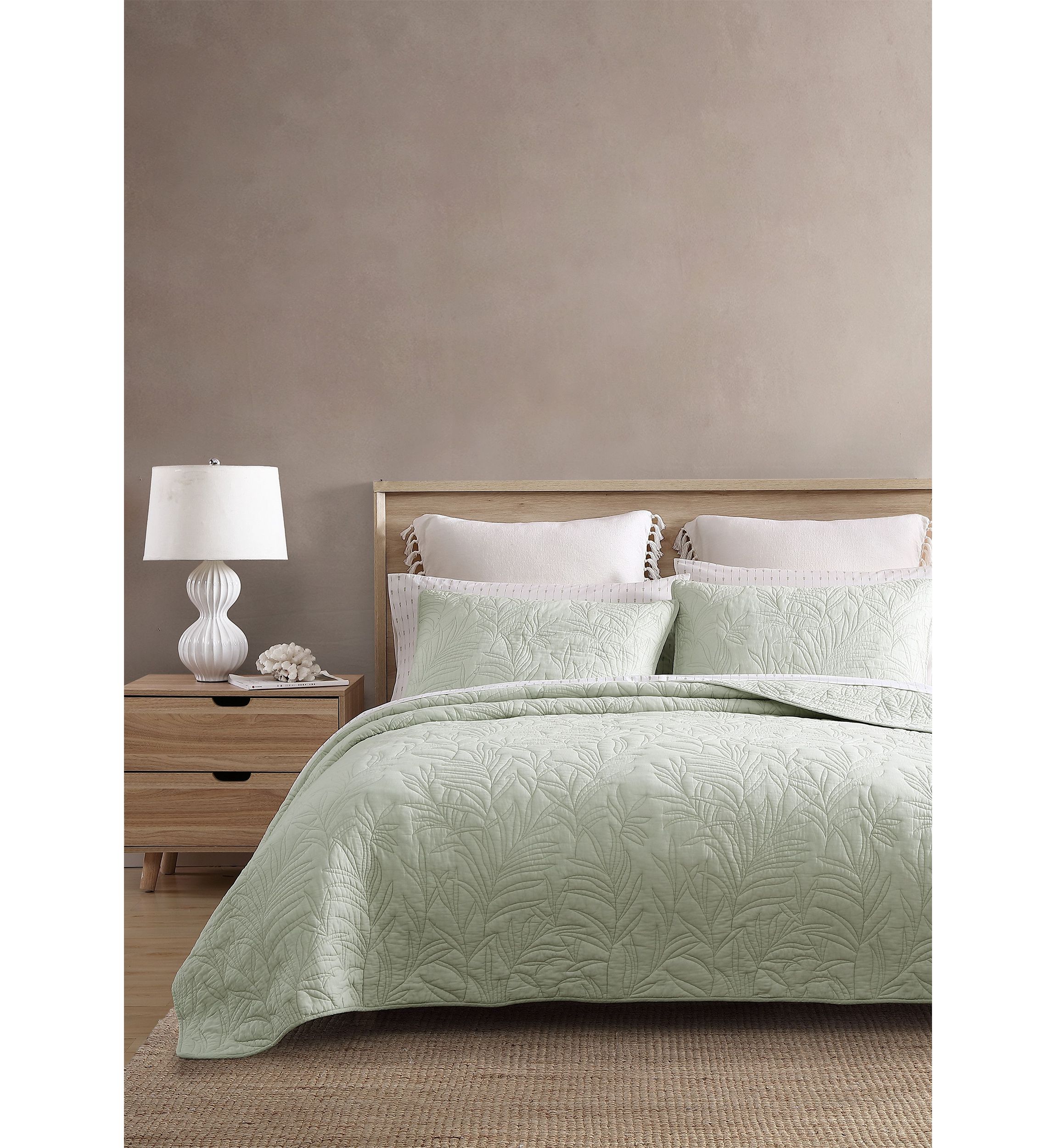 Solid Costa Sera Stitch 1-Piece Quilt