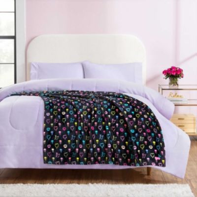 Betsey Johnson Signature Ultra Soft Plush Fleece Throw Blanket