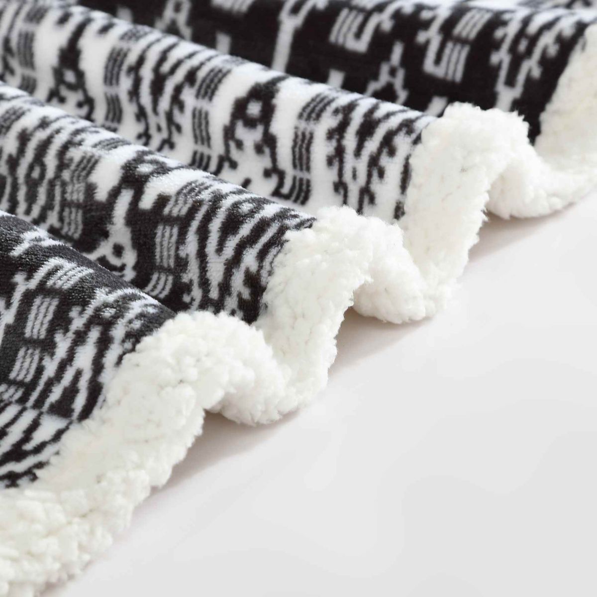 San Juan Polyester Throw Blanket