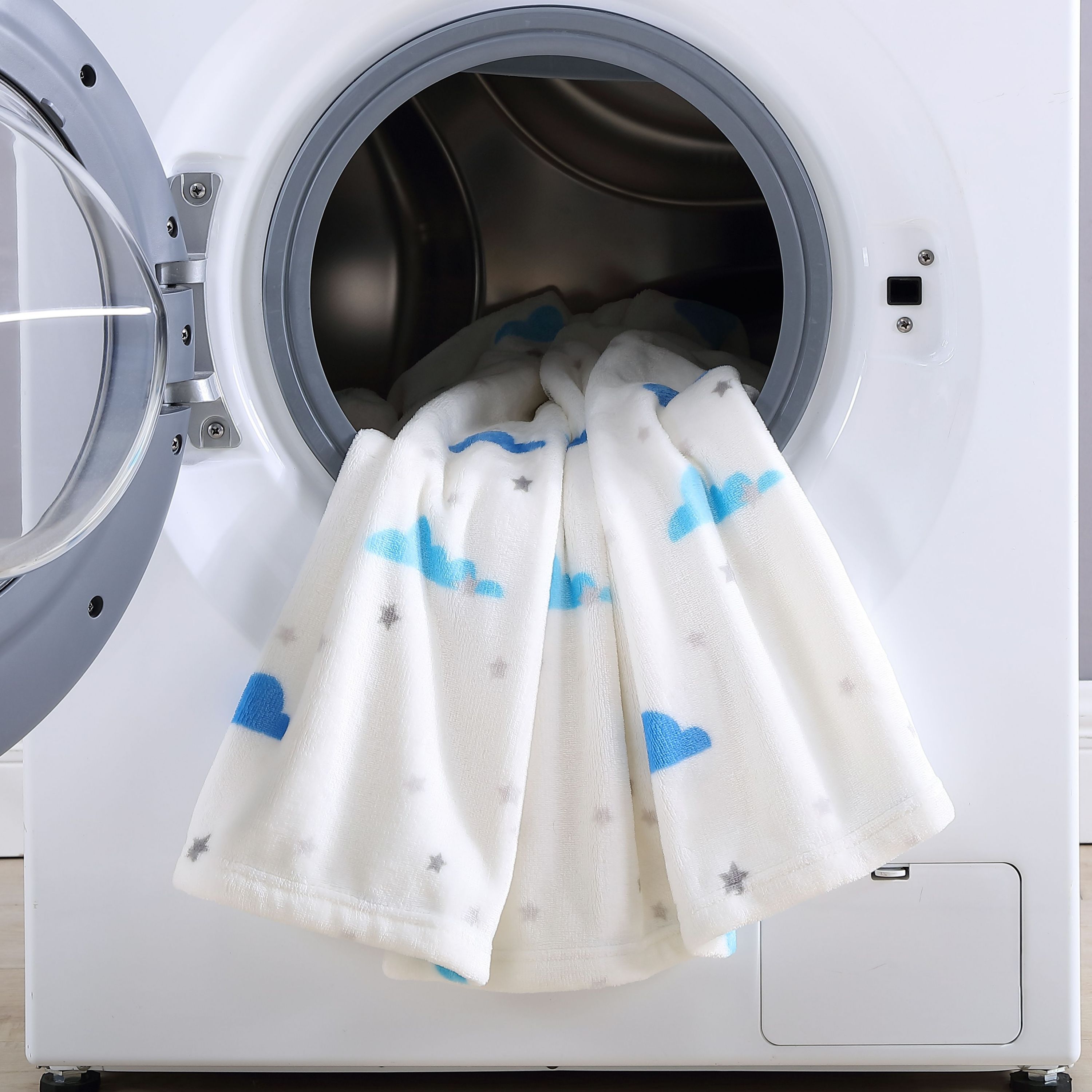 Cloud Flannel Fleece - Reversible Throw Blanket
