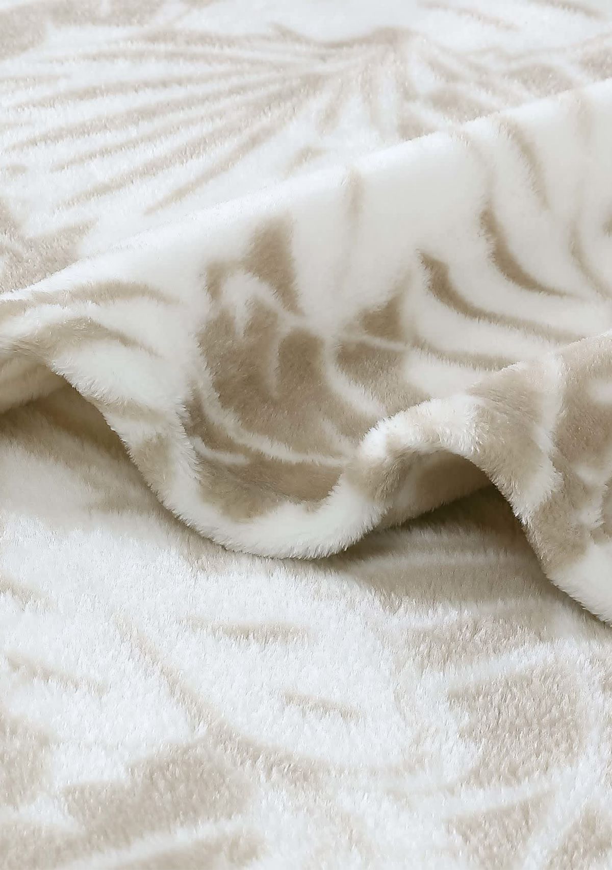 Costa Blanca Microfiber Throw Blanket