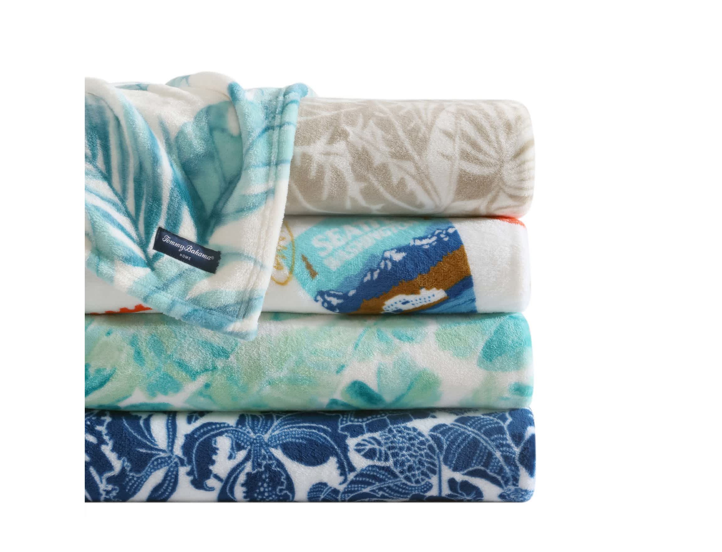 Costa Blanca Microfiber Throw Blanket