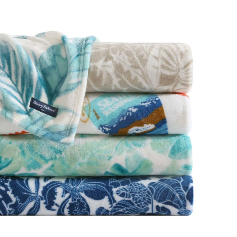 Costa Blanca Microfiber Throw Blanket