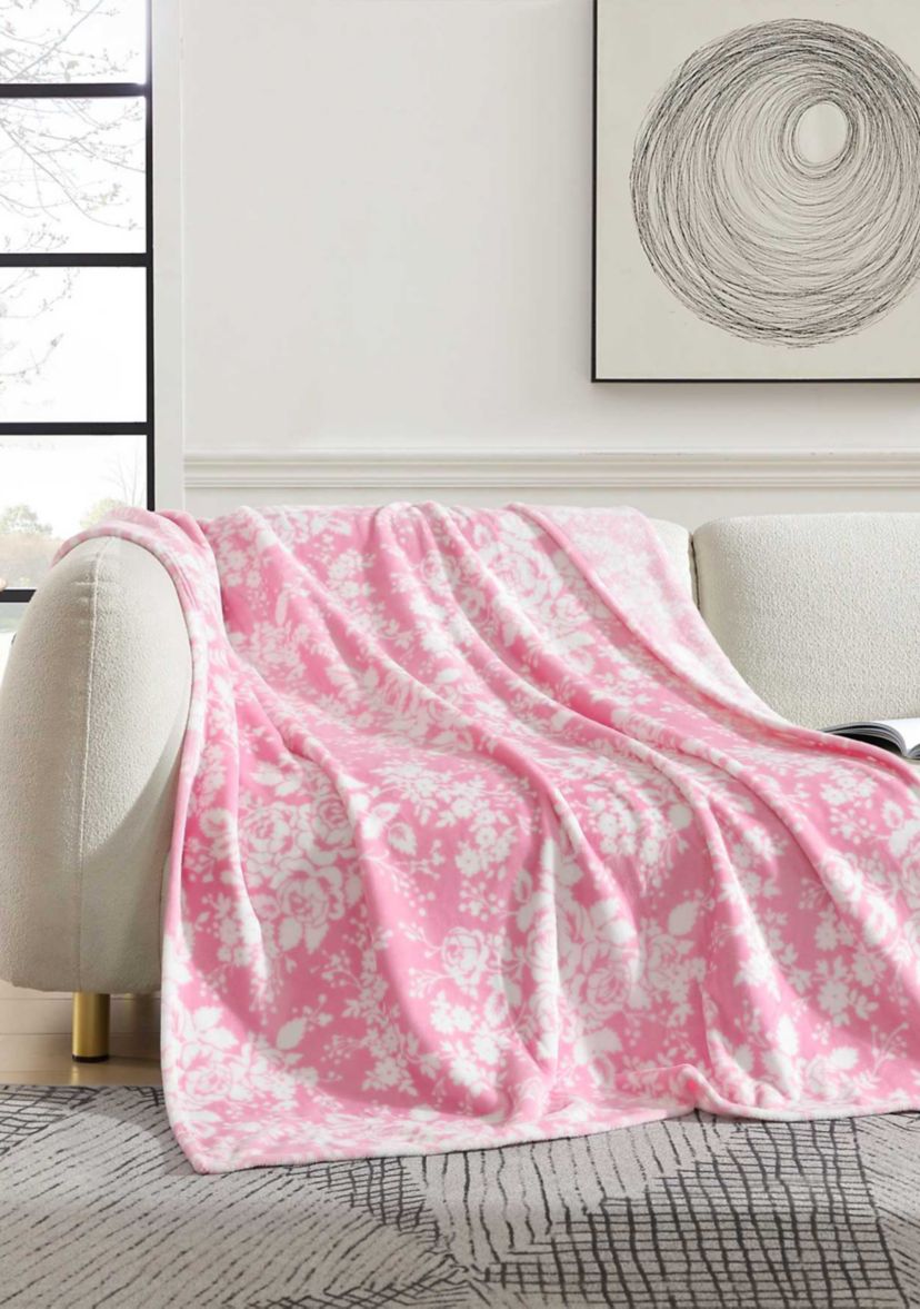 Cottage Floral Microfiber Throw Blanket