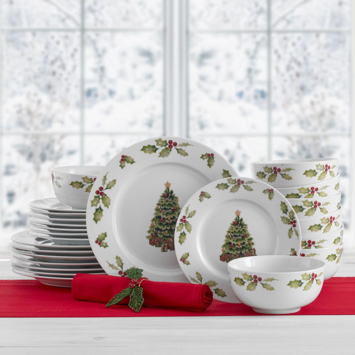 Christmas Day 24-pc Dinnerware Set, Service for 8