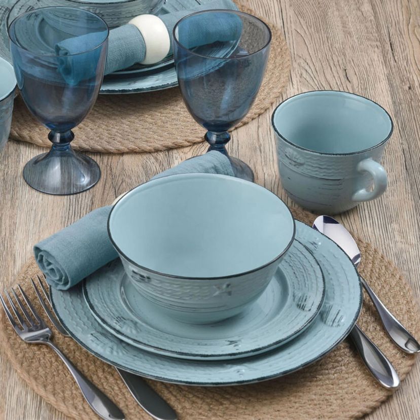 Trellis Coastal 16-Piece Dinnerware Set, Service For 4