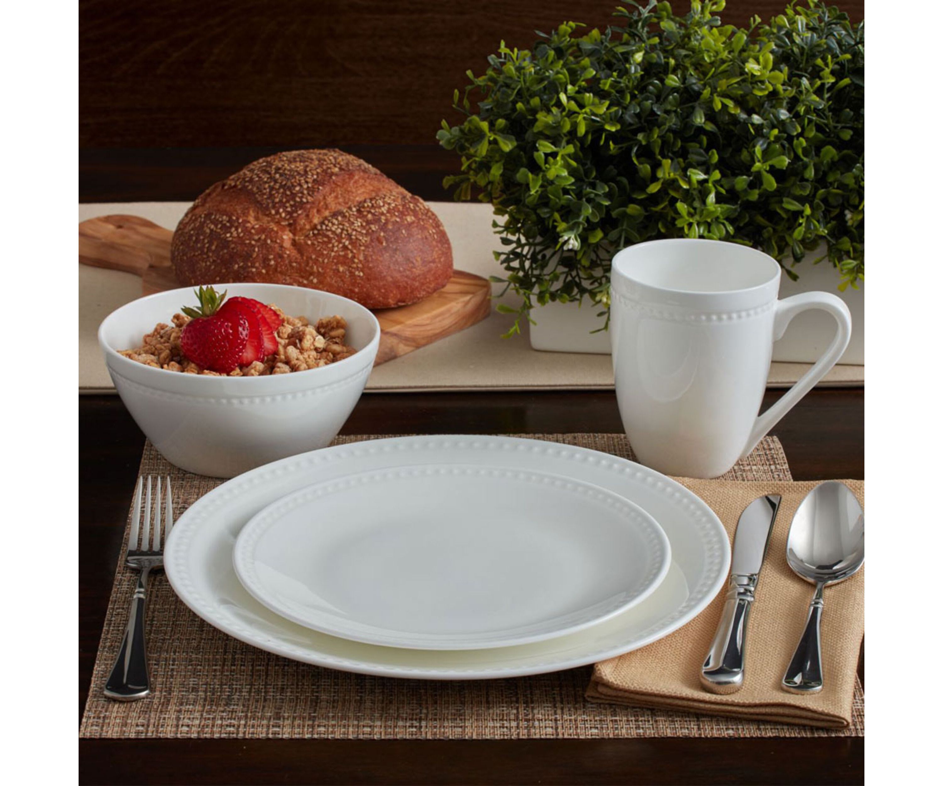 Loria 16 Piece Dinnerware Set, Service for 4