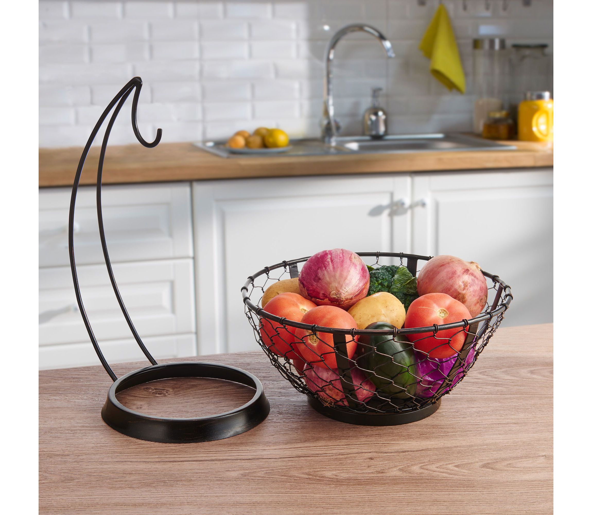 Farmers Market Fruit Basket with Banana Hook