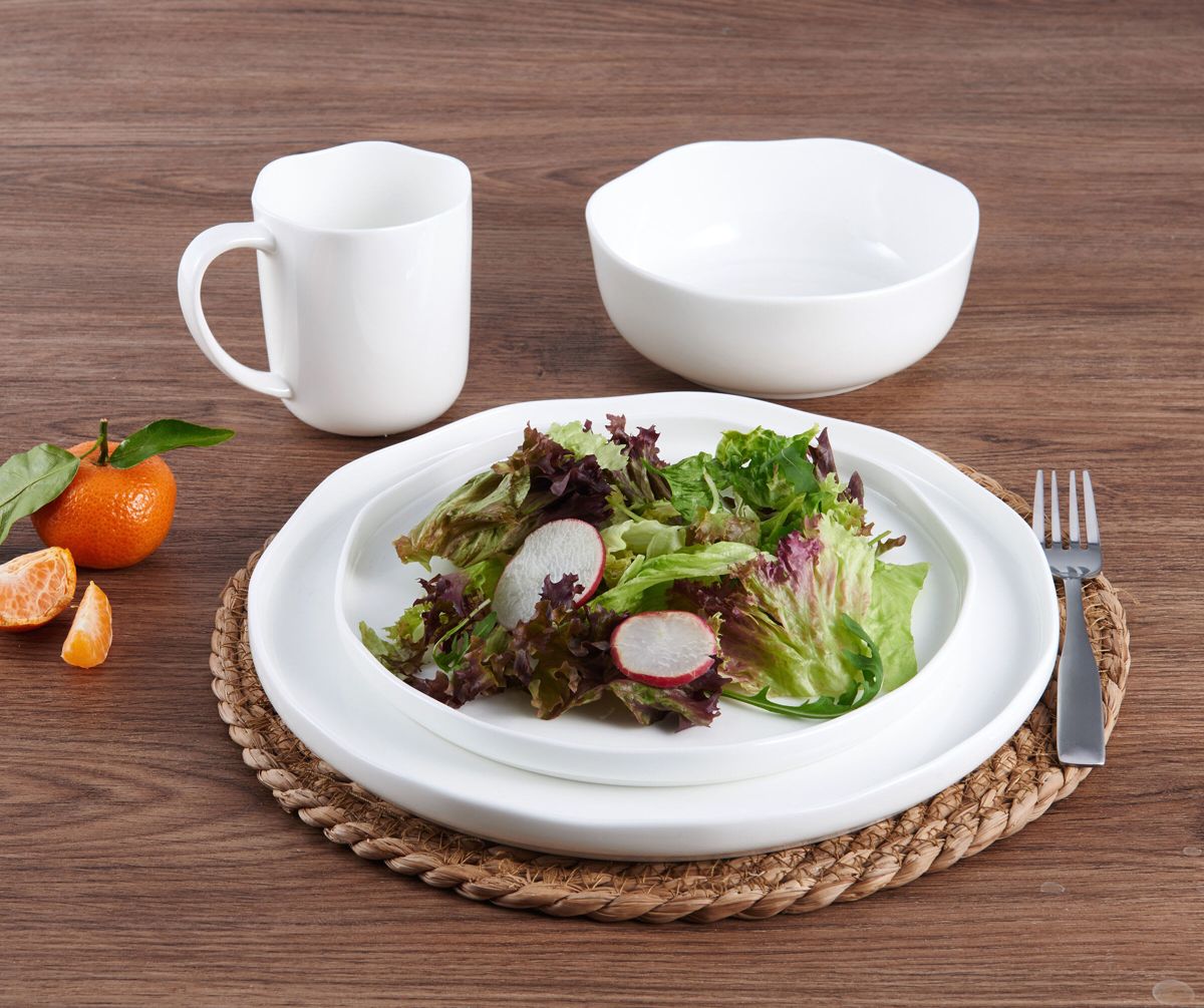 Mikasa Adelaide 16 Piece Dinnerware Set, Service for 4