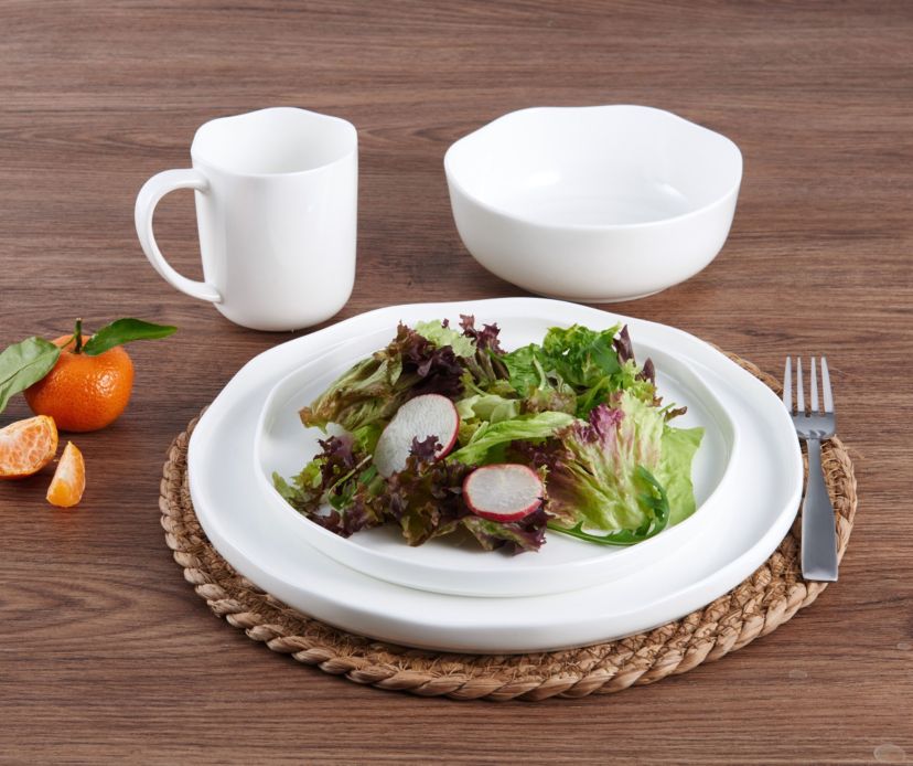 Mikasa Adelaide 16 Piece Dinnerware Set, Service for 4