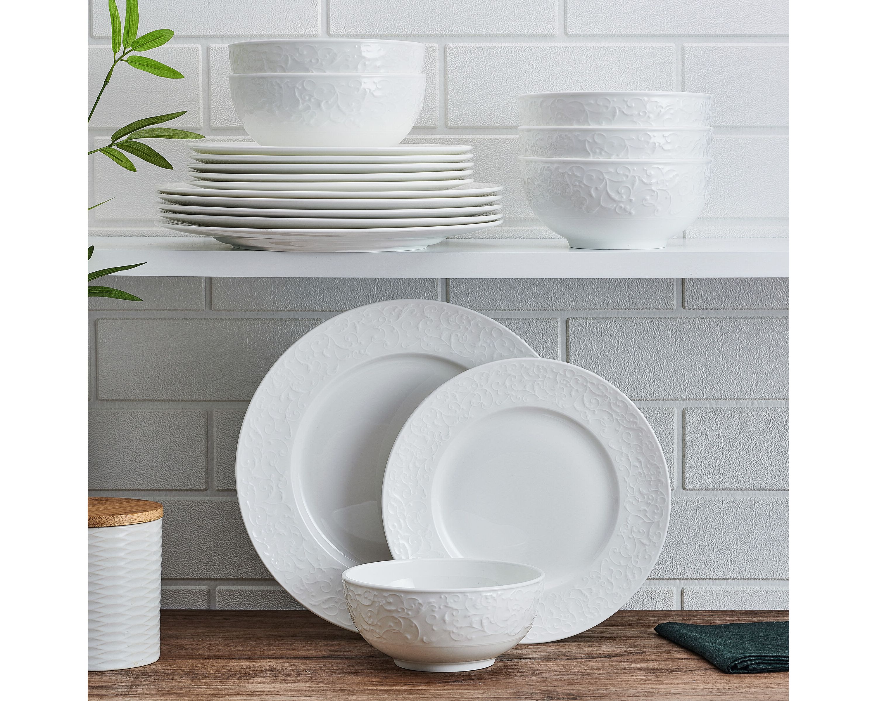 Parchment White Bone China 18 Piece Dinnerware Set, Service for 6