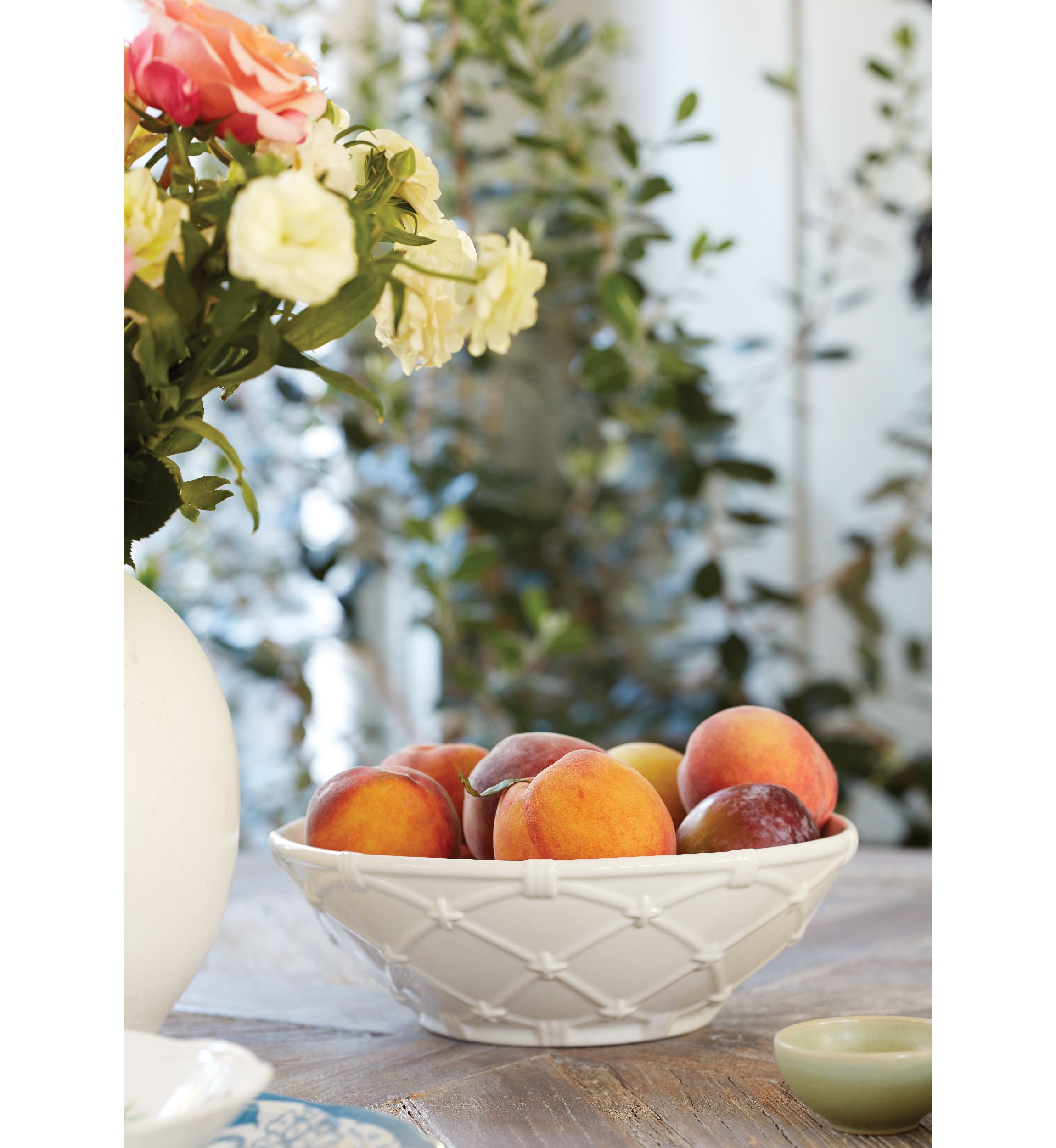 Wicker Creek Serving Bowl