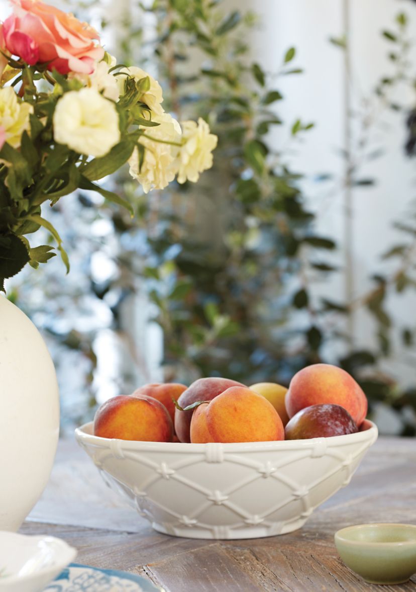 Wicker Creek Serving Bowl