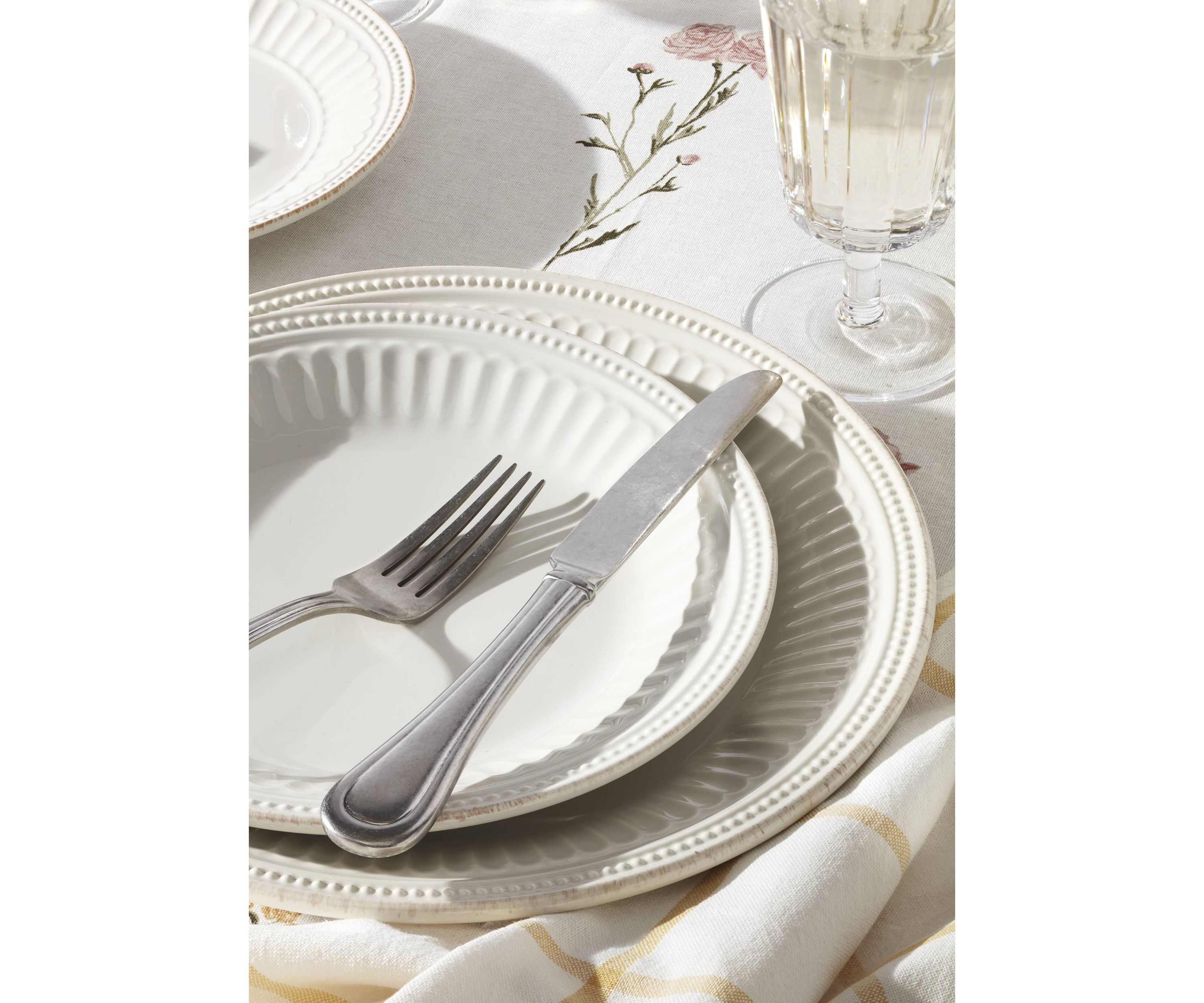Set of 4 French Perle Groove Dinner Plates