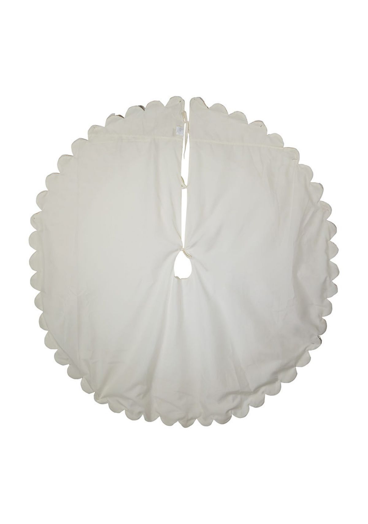 Ivory Embossed Tree Skirt