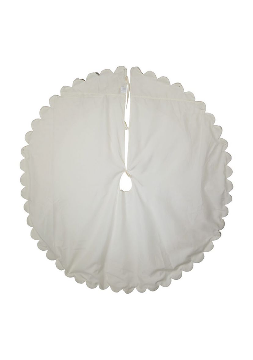 Ivory Embossed Tree Skirt