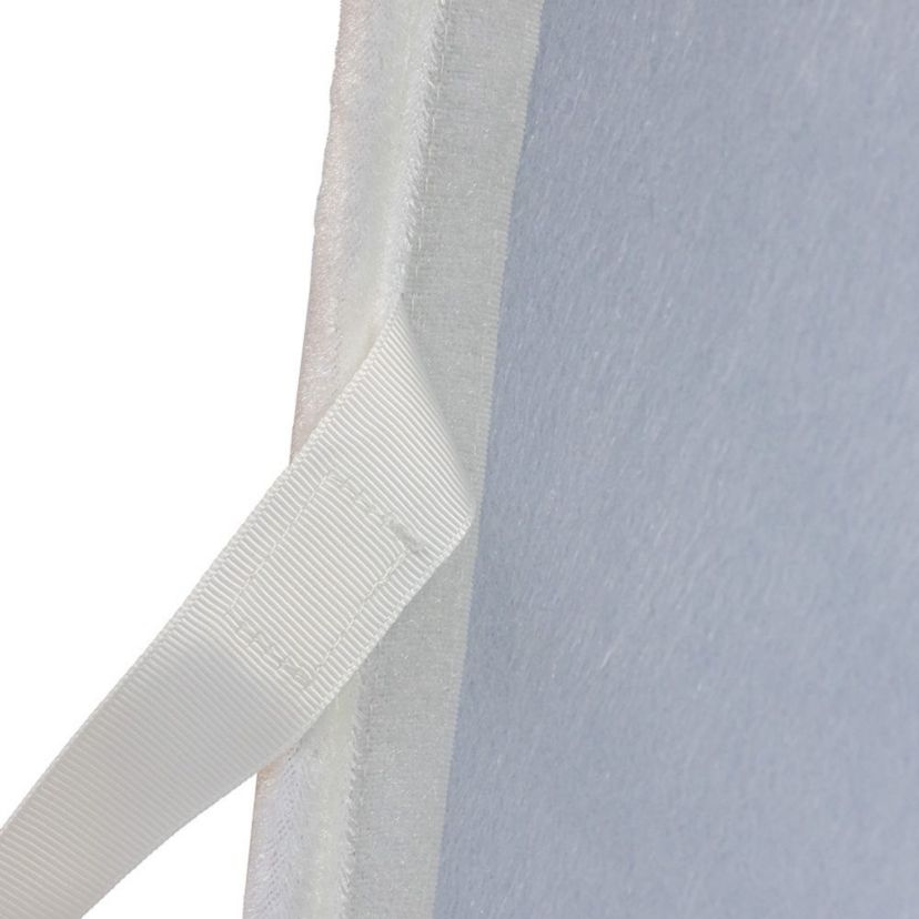 10 by 24-Inch White Fur Tree Collar
