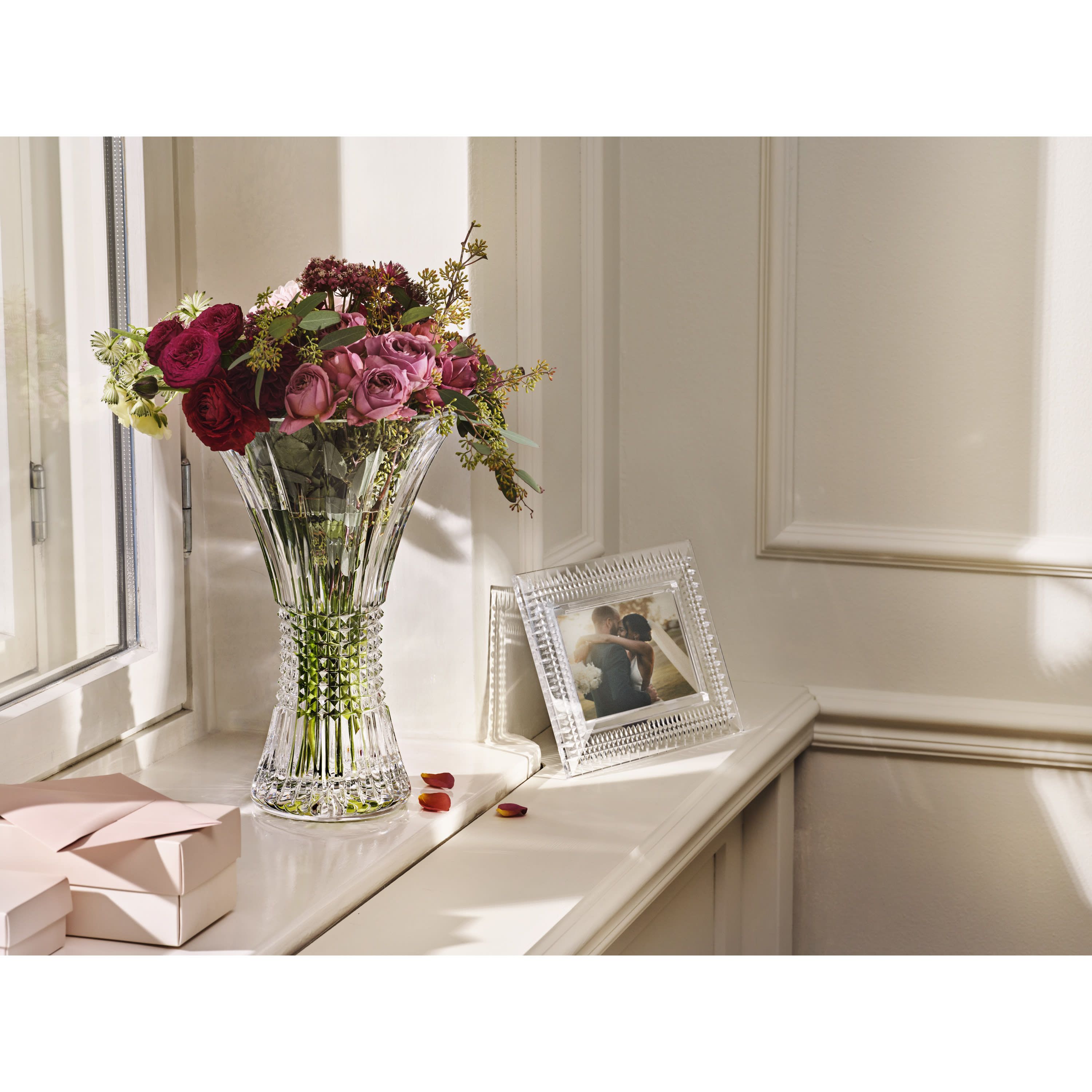 Lismore 12 Inch Diamond Flared Vase