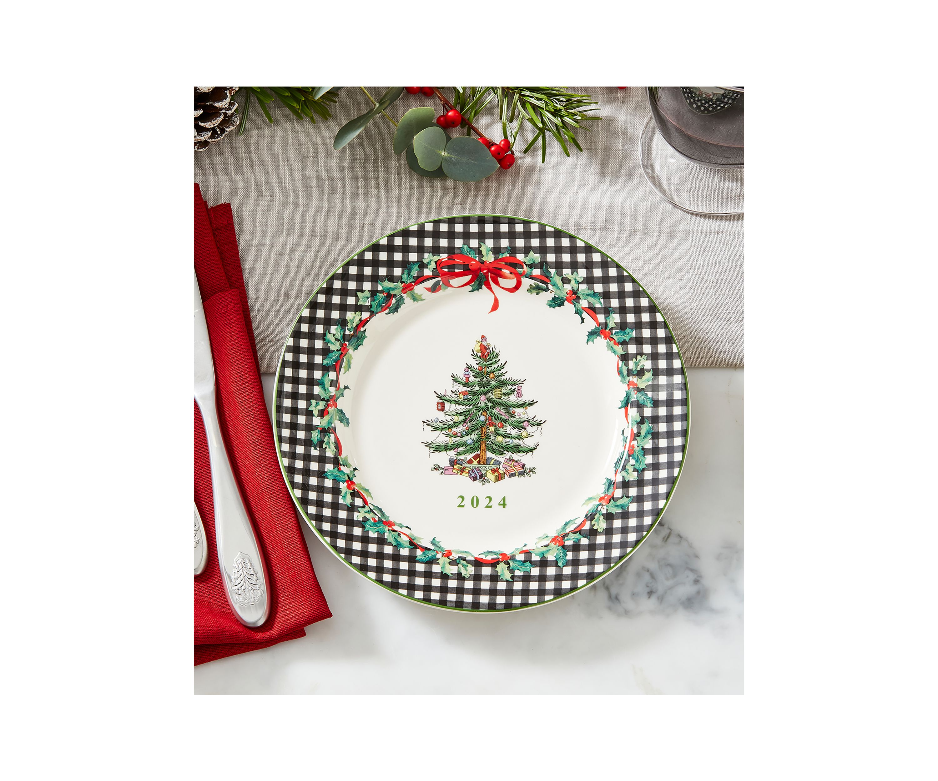 Christmas Tree Annual 2024 8” Collector Plate