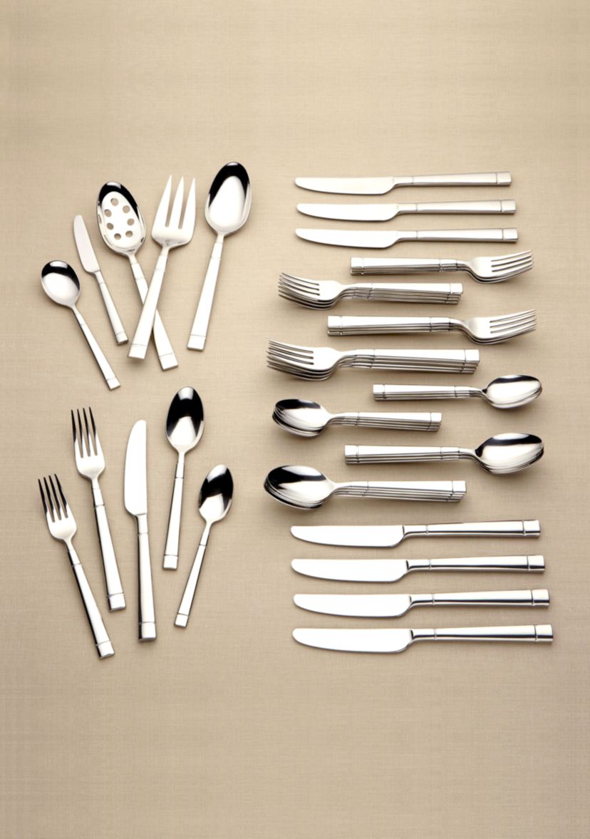 Fair Harbour 45 Piece Flatware Set