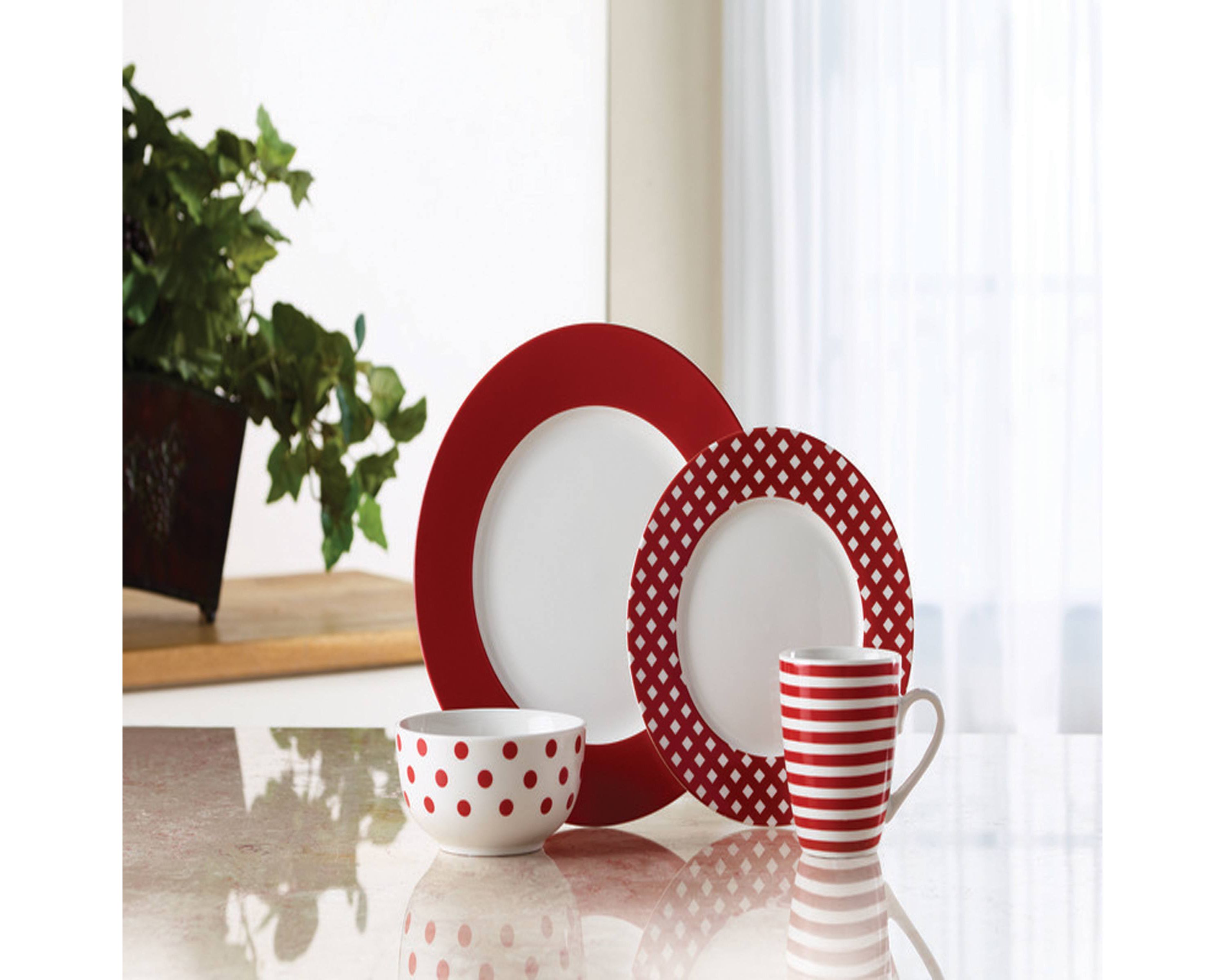 Kenna 16-Piece Porcelain Dinnerware Set, Service For 4
