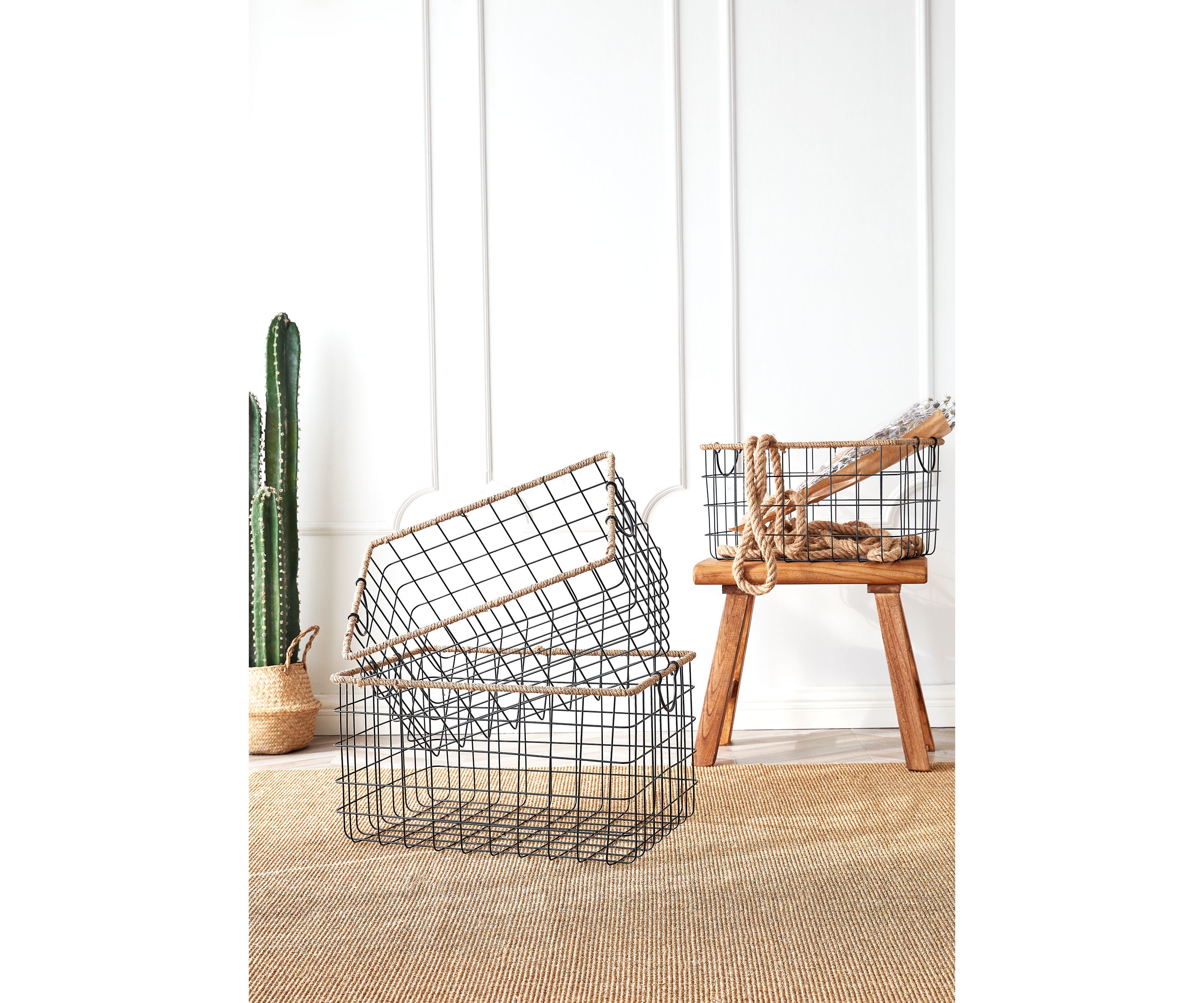 Jumbo Jute Black Wire Basket