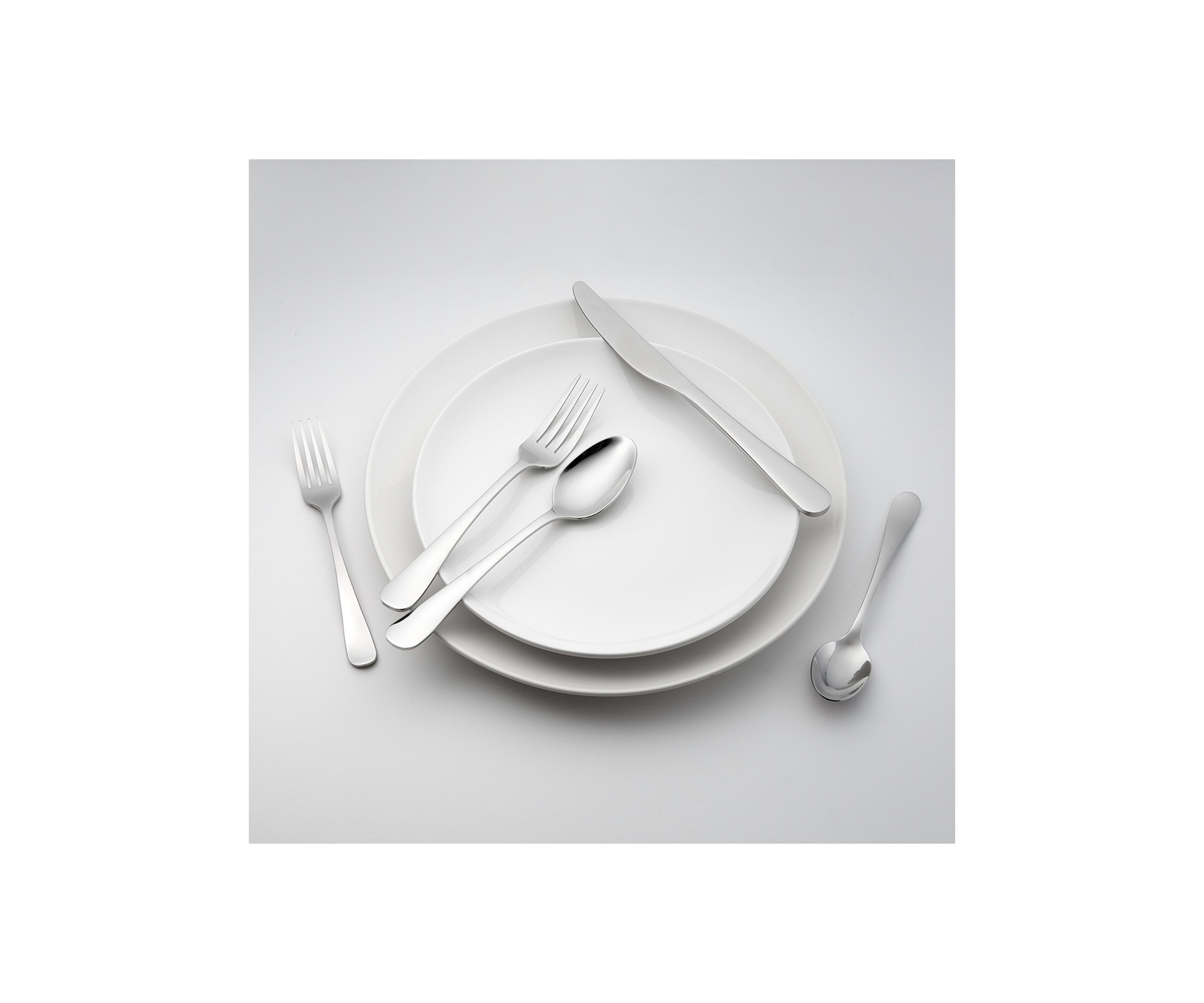 Rhiannon 45-Piece Flatware Set