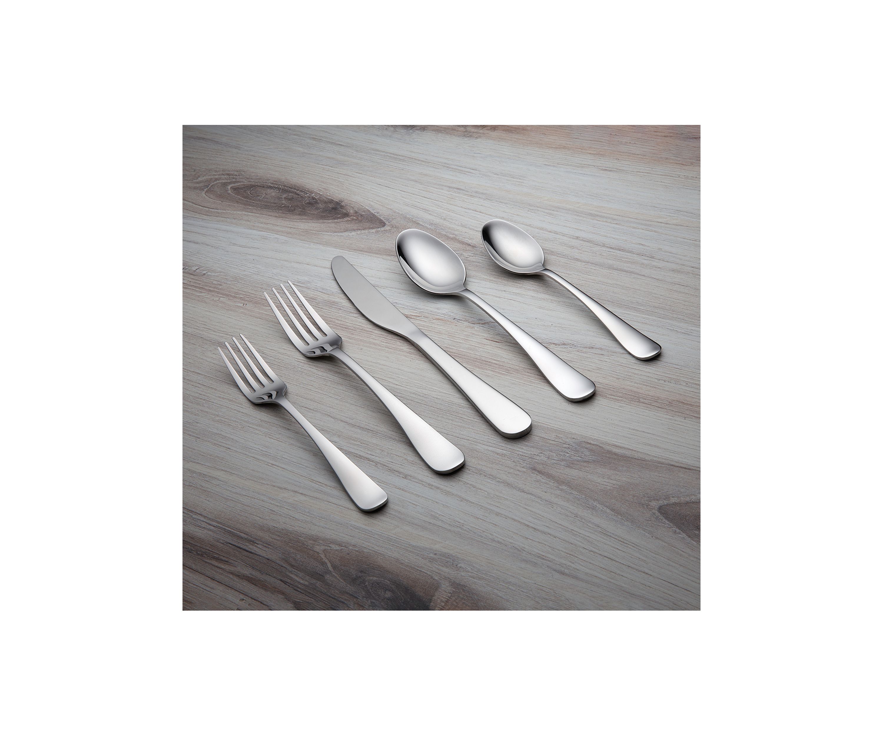 Rhiannon 45-Piece Flatware Set
