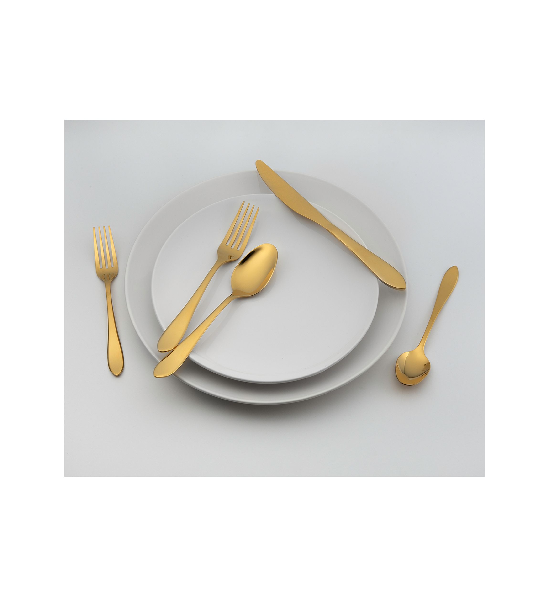 Delia Gold 20-Piece Flatware Set