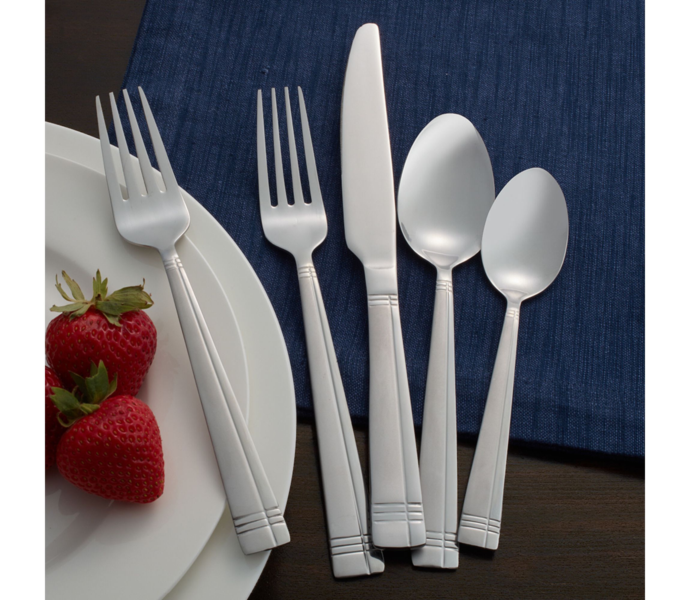 International Silver Dawson Frost 20-pc Flatware Set, Service for 4