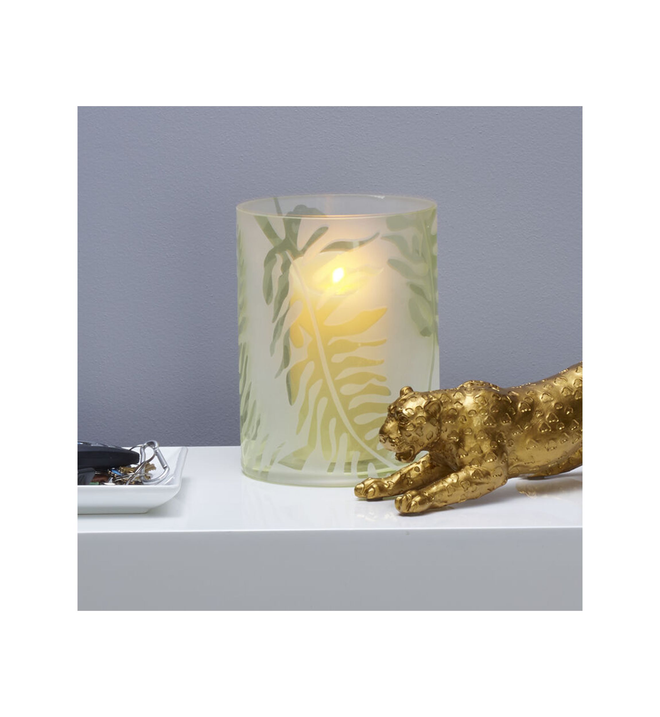 Phylo Leaf Glass Hurricane
