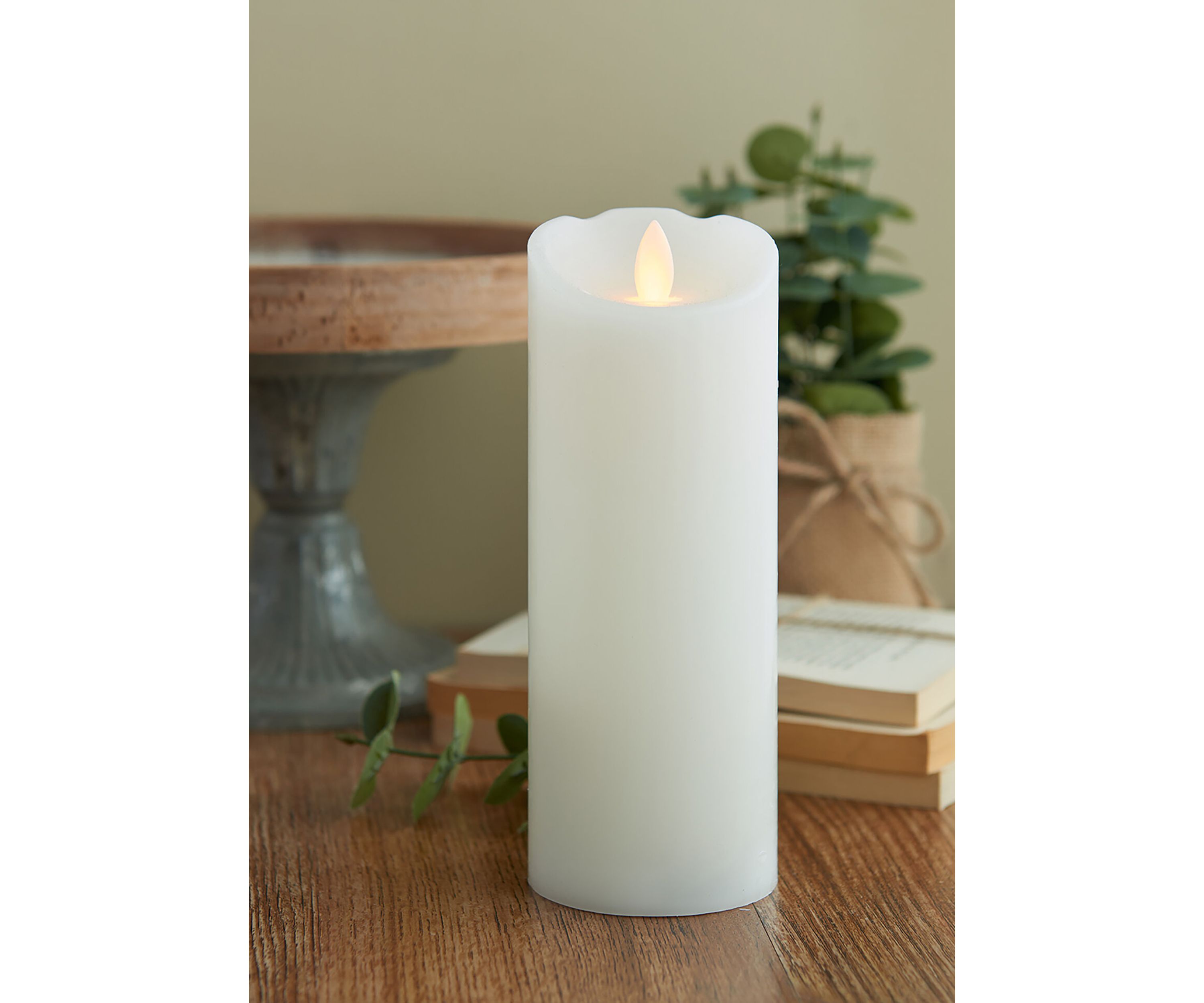Realistic LED Flameless Pillar Candle