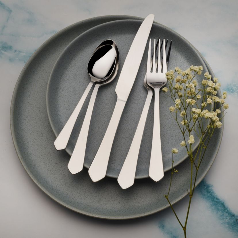 Gourmet Basics by Mikasa Almond 20-pc Flatware Set, Service for 4