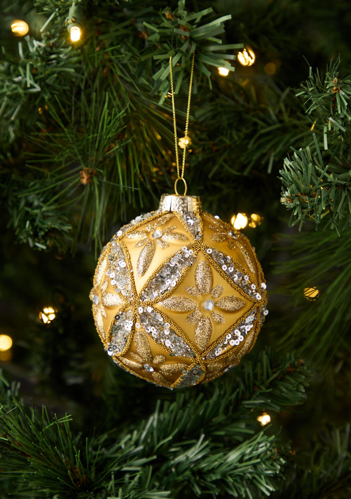 Set of 2 Gold and Silver Ball Ornaments