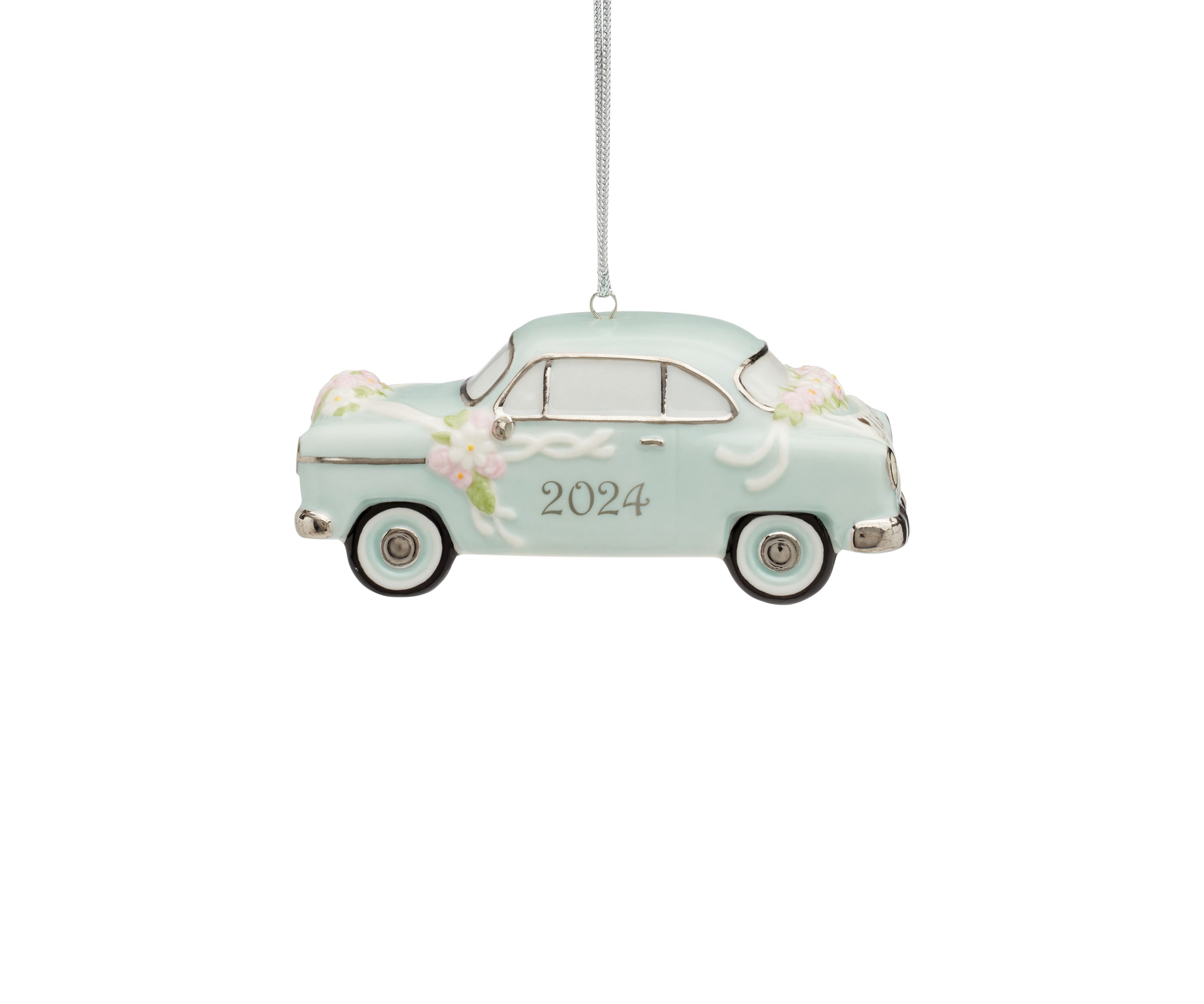 2024 Just Married Vintage Car Ornament