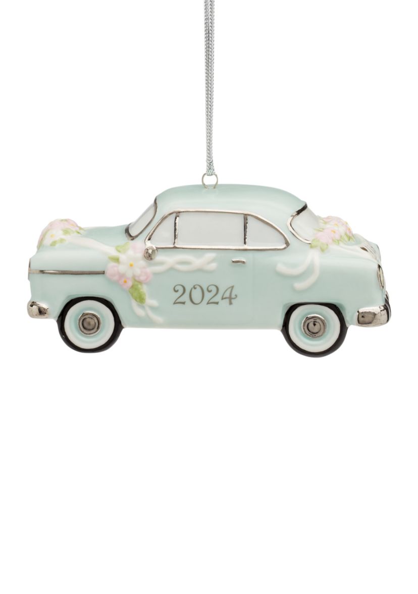 2024 Just Married Vintage Car Ornament