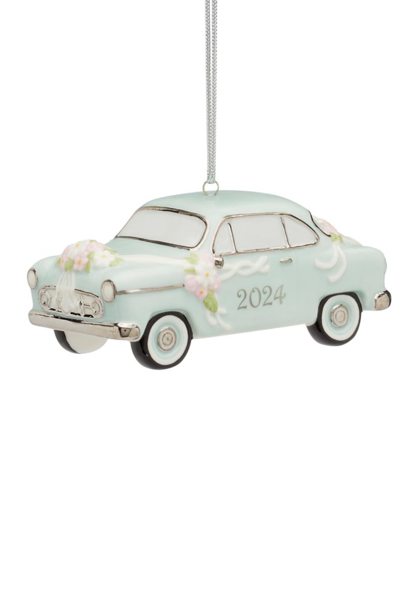 2024 Just Married Vintage Car Ornament