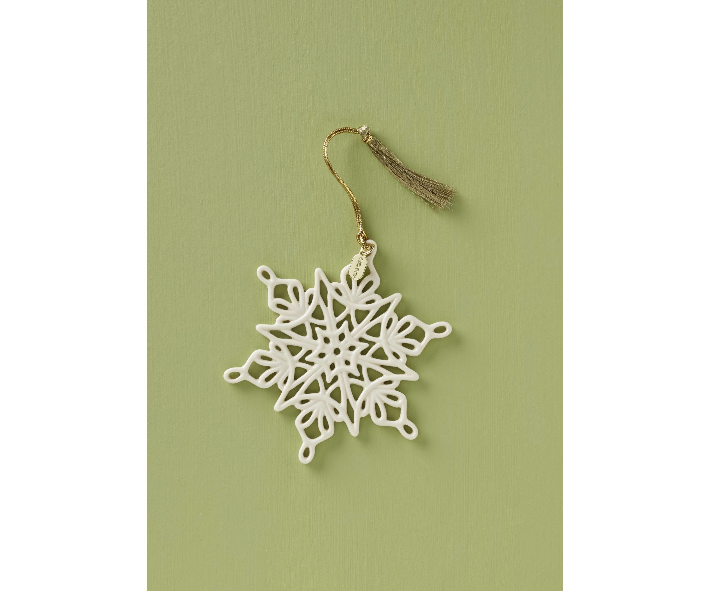 2024 Snow Fantasies Snowflake Ornament