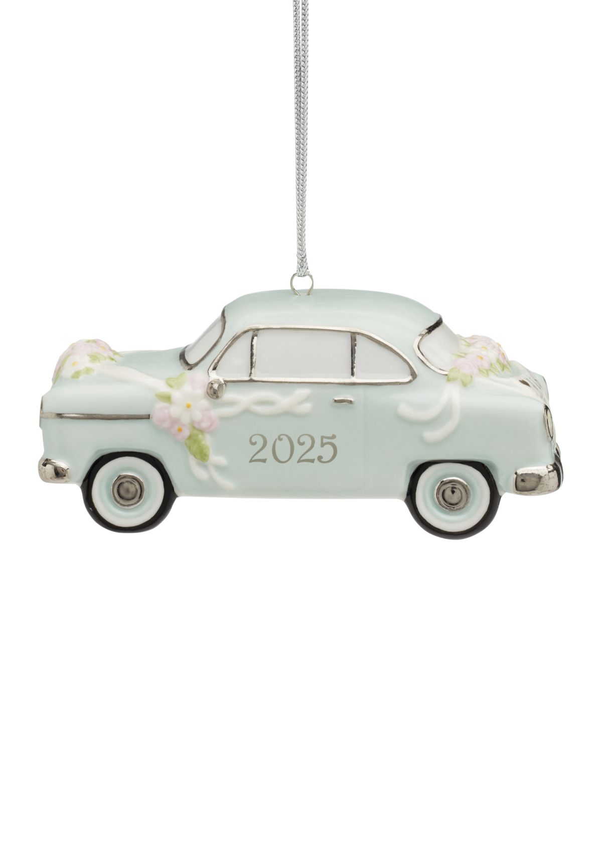 2025 Just Married Vintage Car Ornament