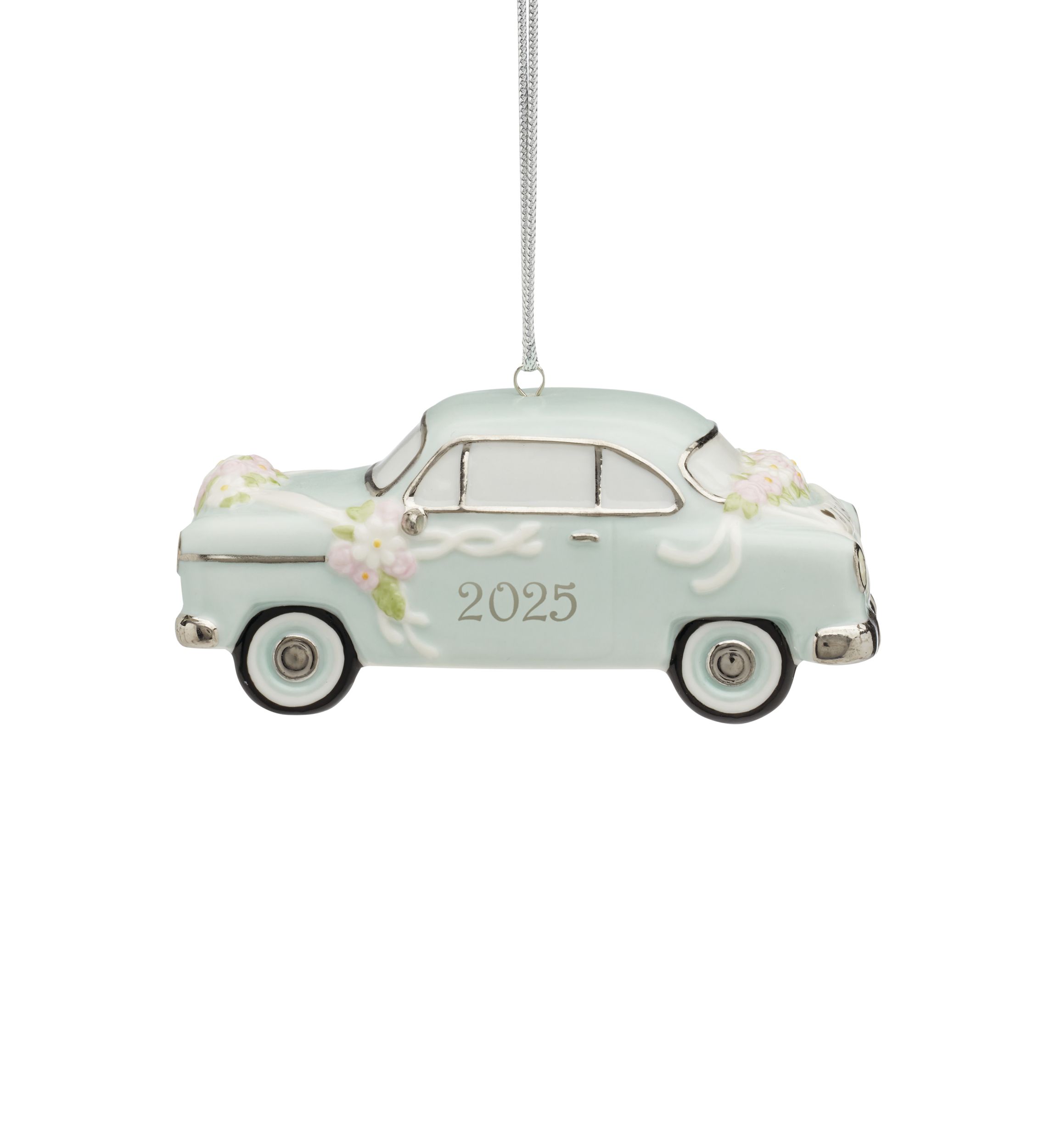 2025 Just Married Vintage Car Ornament