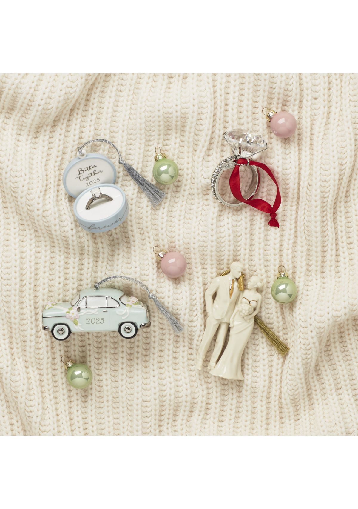 2025 Just Married Vintage Car Ornament