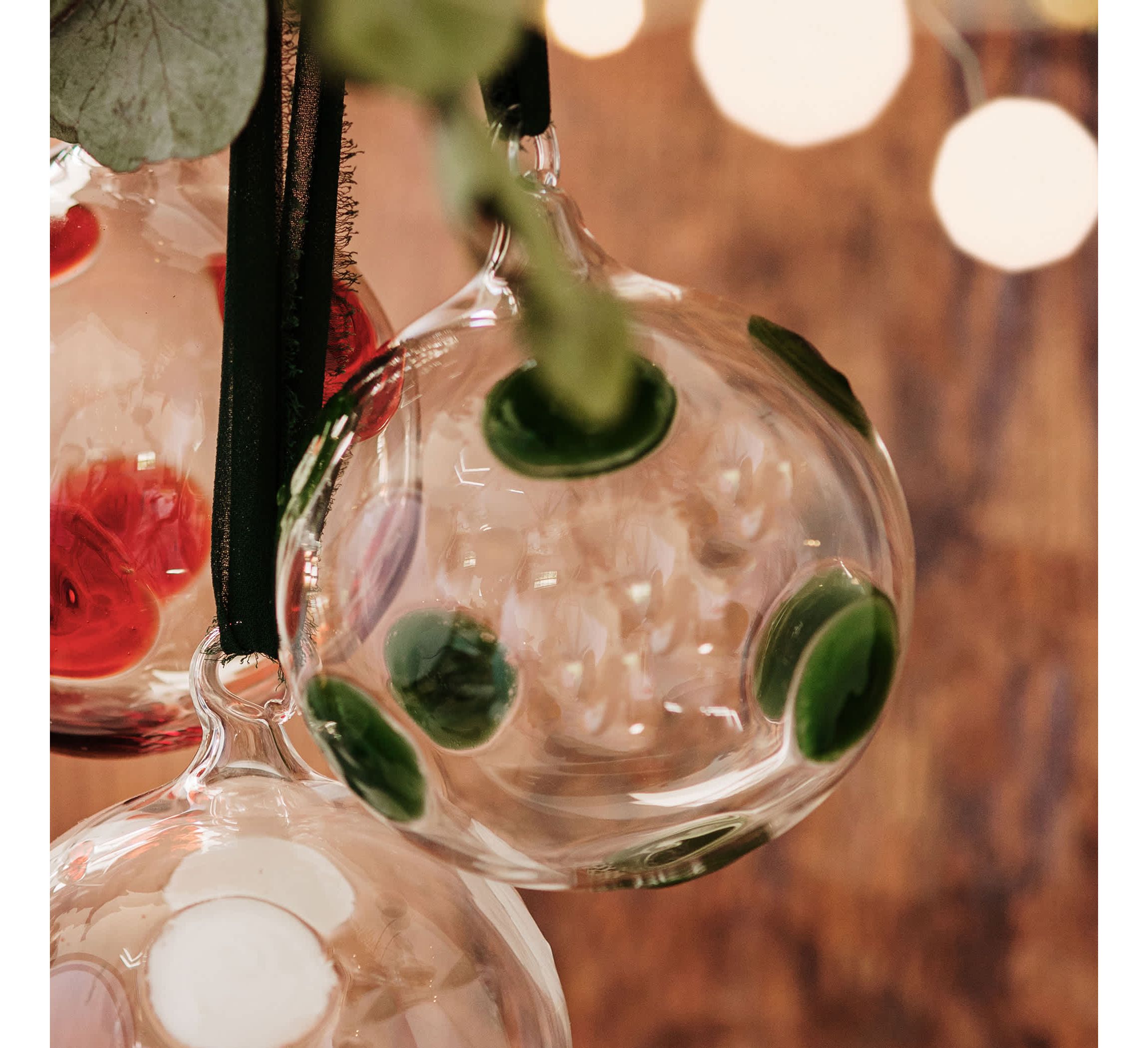 Drop Green Ornament