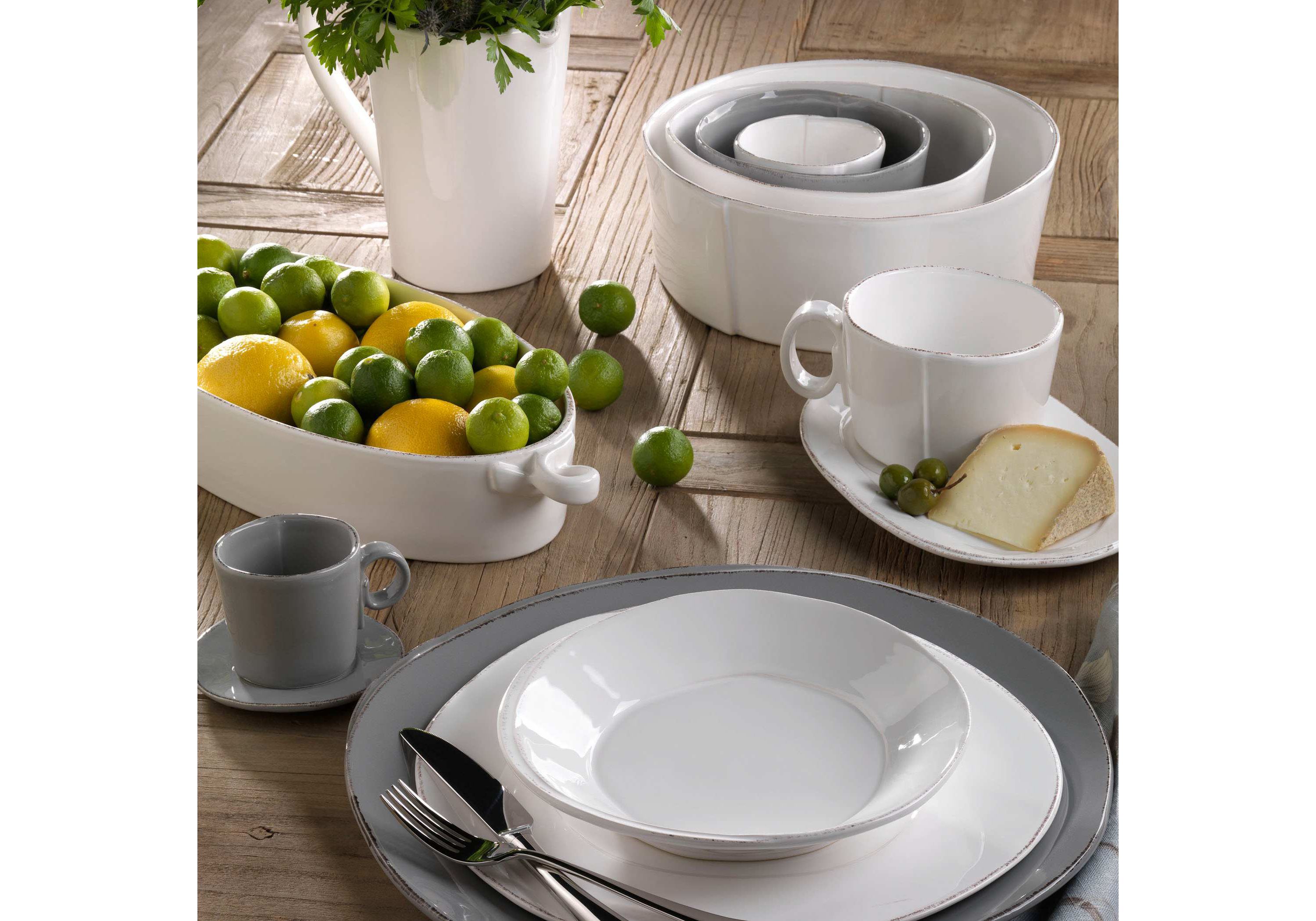 Lastra White Medium Serving Bowl