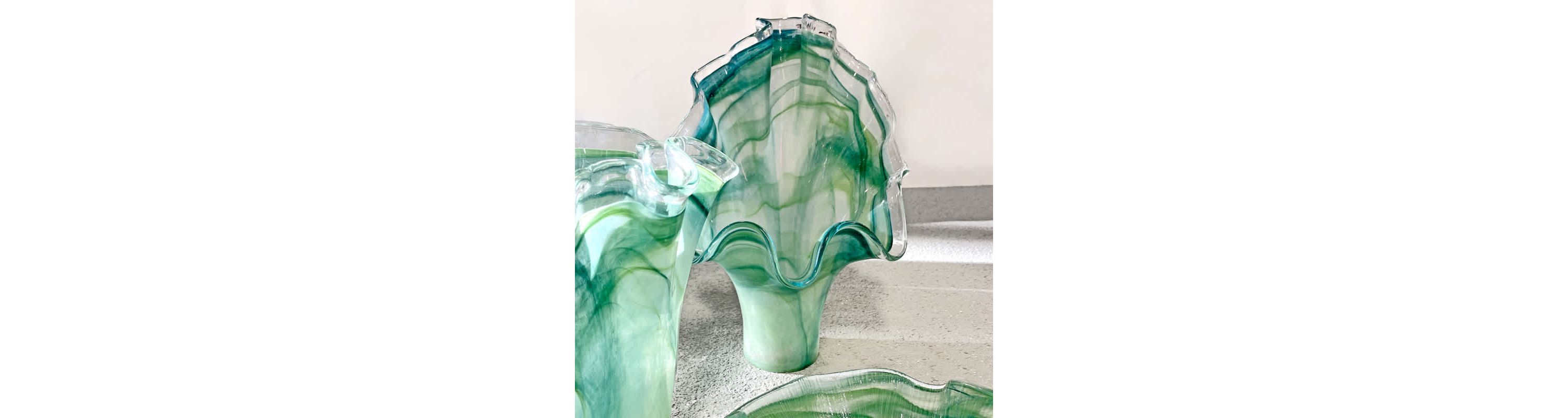 Onda Glass Green Fanned Vase