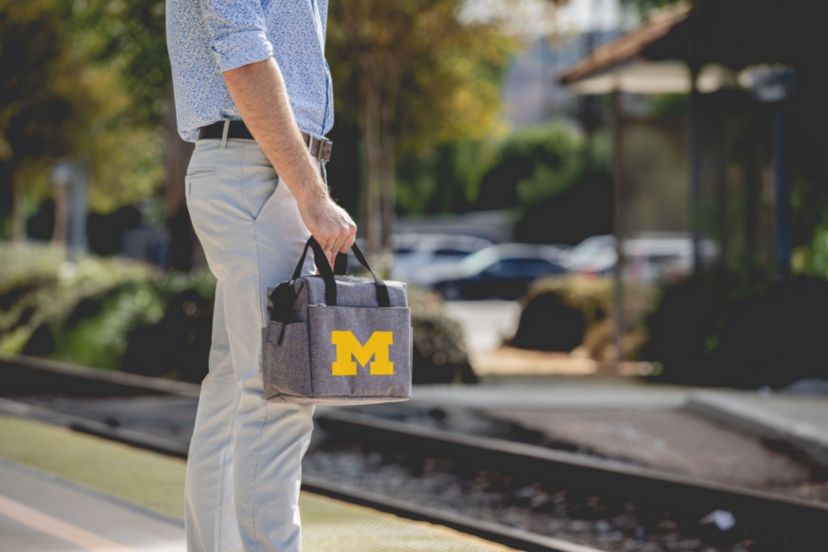 NCAA Michigan Wolverines On The Go Lunch Cooler